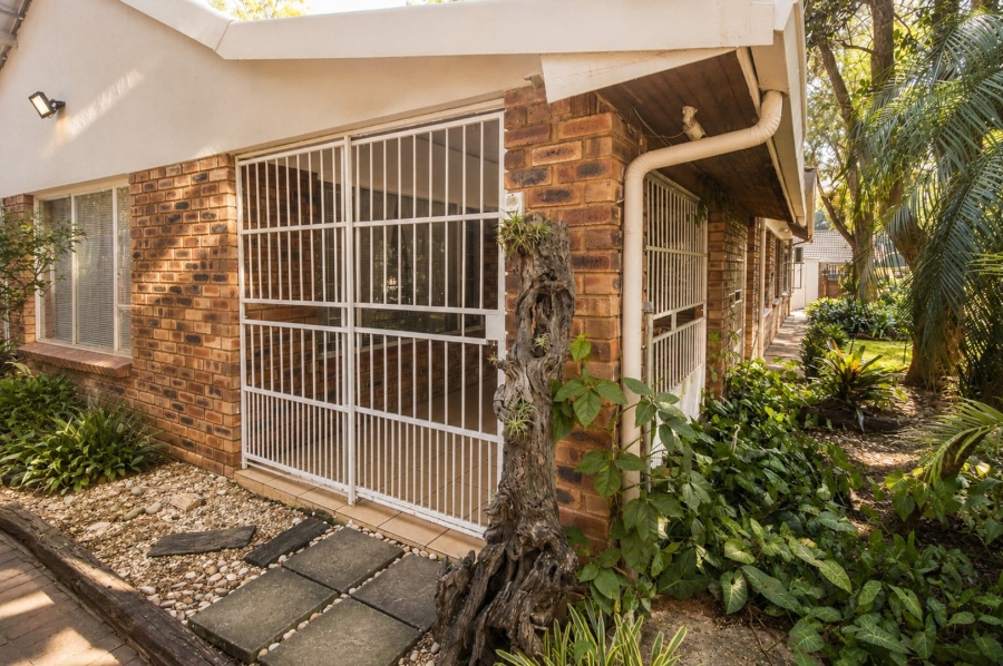 3 Bedroom Property for Sale in Ifafi North West